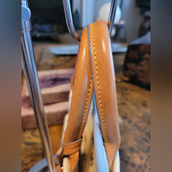 Dooney & Bourke vintage bag - Picture 10 of 16